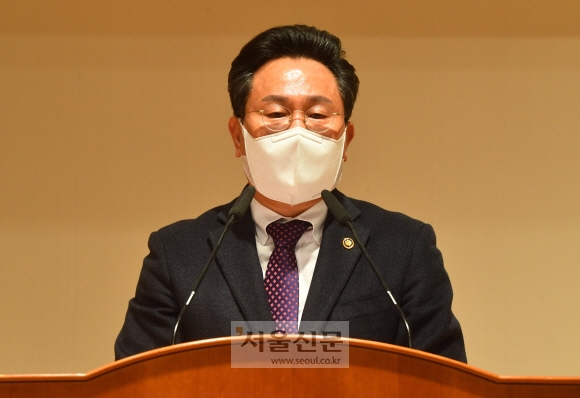 고규창 행안부 차관이 세미나에서 축사를 하고 있다. 안주영 전문기자