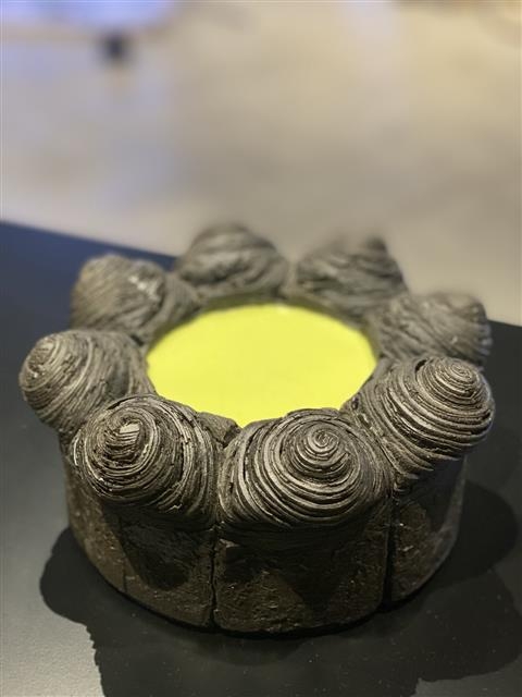 ②