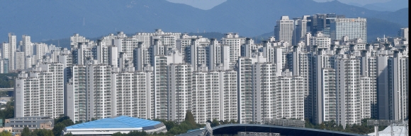 서울 아파트 단지 전경.
