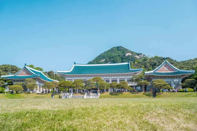 청와대 본관.