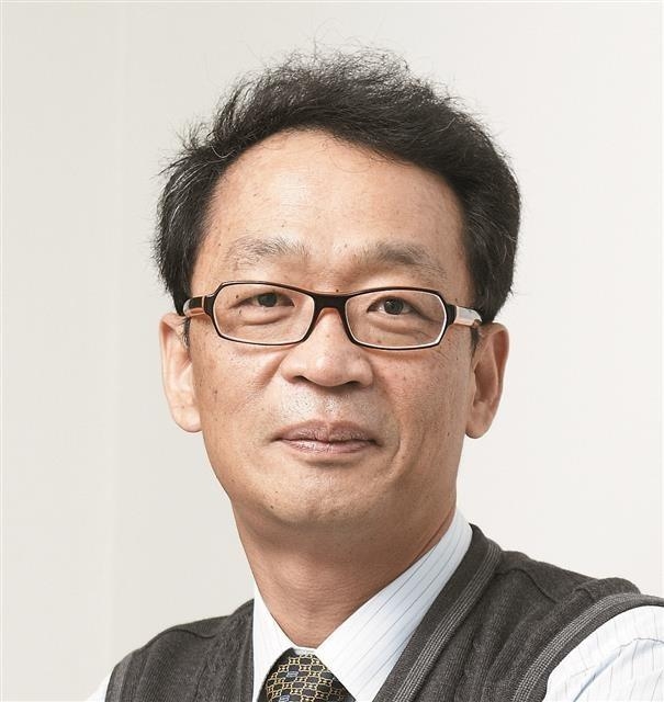 이현우 서강대 정치외교학과 교수
