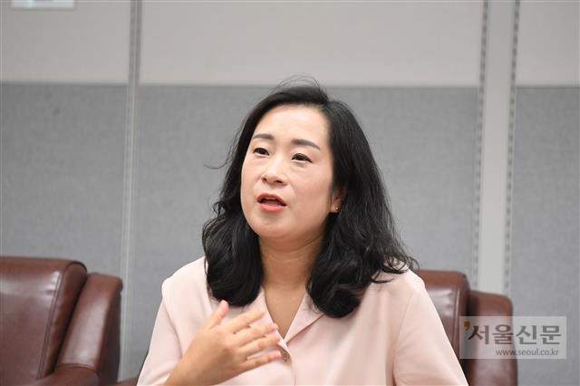 김소양(국민의힘) 서울시의원이 지난 4년 더불어민주당이 독식했던 서울시의회에서 초미니 야당 의원으로 겪은 애환과 소회를 밝히고 있다. 오장환 기자