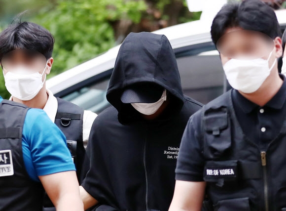 ‘인하대생 성폭행?추락사’ 가해 남학생 영장심사