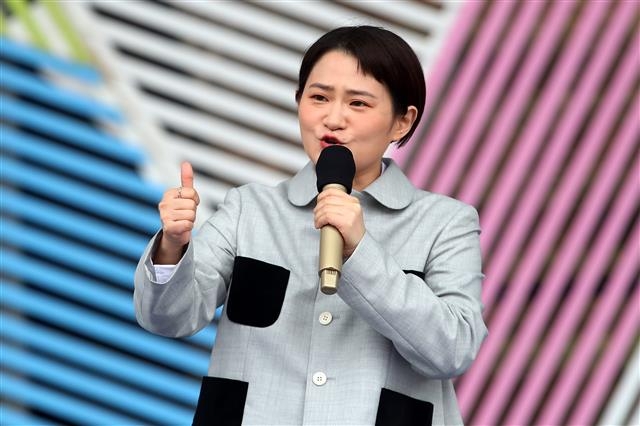 전국노래자랑 새 MC 김신영 “대구가 최고야”