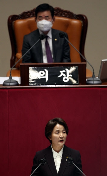 정의당 이은주 “적대적 정치 끝내자” 제안