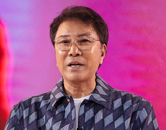 이수만 SM 창업자 겸 대주주