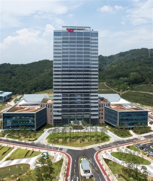 경북 김천 혁신도시에 있는 한국도로공사 사옥 전경.