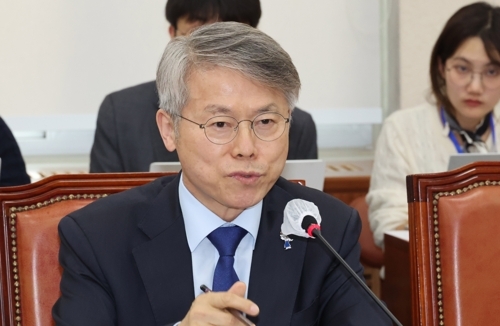 민주당 복당한 ‘꼼수탈당’ 민형배