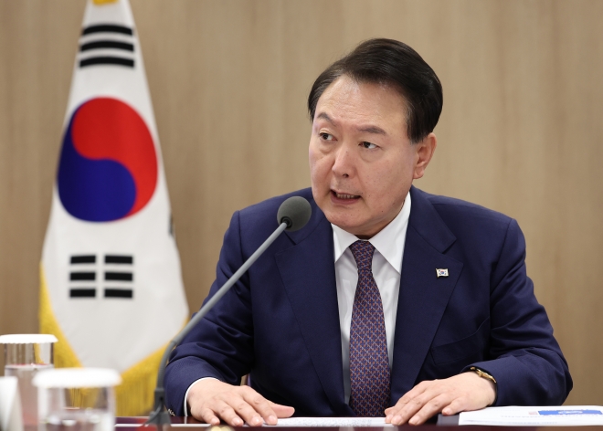 윤석열 대통령이 지난 10일 용산 대통령실 청사에서 열린 유엔사 주요 직위자 초청 간담회에서 발언하고 있다. 연합뉴스