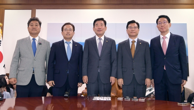 여야 선거제 개편 협의체 발족