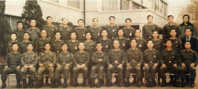 반란의 주역들 단체사진