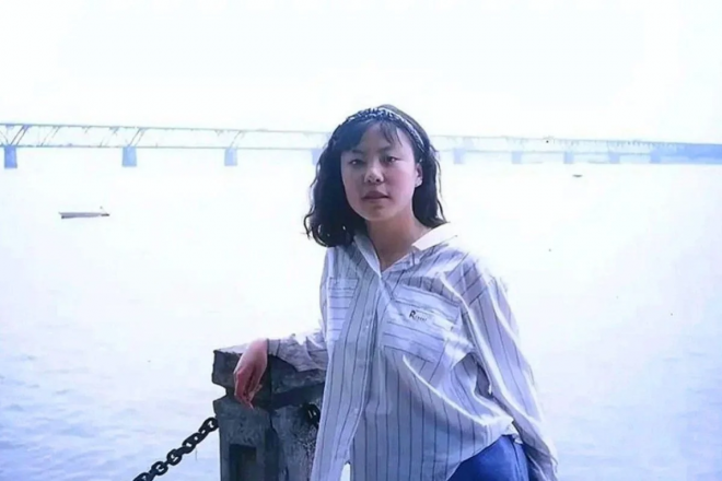 중국 최고 명문대인 칭화대에서 화학을 전공했던 주링은 독극물에 중독돼 30년을 투병했지만, 결국 사망했다. 웨이보 캡처