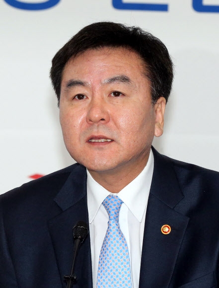 신제윤 전 금융위원장