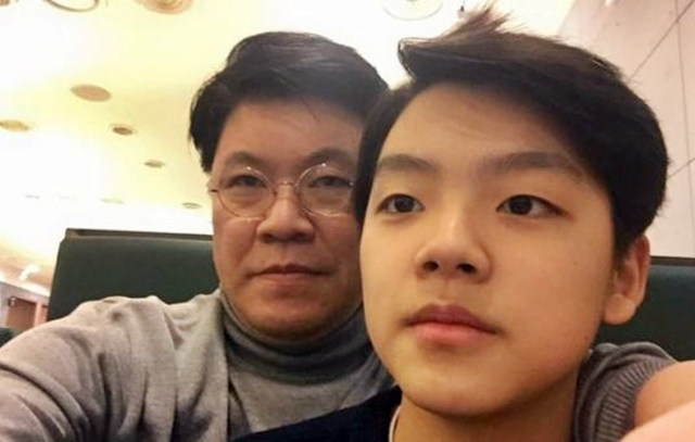 장제원 전 국민의힘 의원과 아들 노엘(장용준). 장제원 페이스북 자료