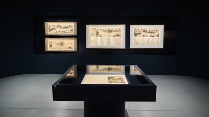 경기 용인 호암미술관에서 열리는 ‘겸재 정선’ 전시의 전경. 1742년 임술년에 경기도 관찰사였던 홍경보와 정선, 신유한이 임진강에서 뱃놀이한 기념으로 제작한 화첩인 ‘연강임술첩’ 등 165점을 선보인다. 호암미술관 제공