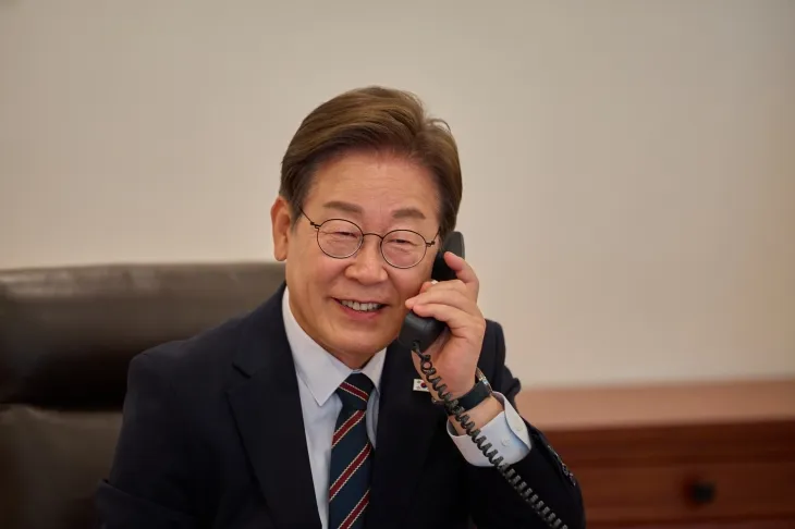 이재명 대통령, 일본 총리와 통화 이재명 대통령, 일본 총리와 통화
