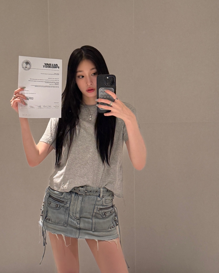 신세계 정유경 회장의 장녀 문서윤(활동명 애니)씨
