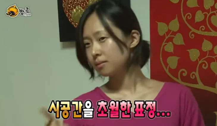 김윤의 방송작가가 2014년 MBC 예능 프로그램 ‘무한도전’에 출연했을 당시의 모습. 유튜브 ‘MBC 엔터테인먼트’ 캡처 김윤의 방송작가가 2014년 MBC 예능 프로그램 ‘무한도전’에 출연했을 당시의 모습. 유튜브 ‘MBC 엔터테인먼트’ 캡처
